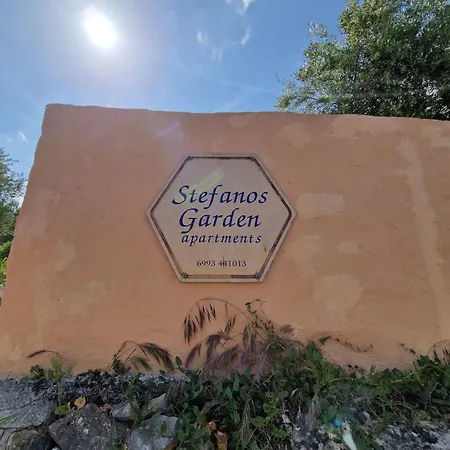 Lägenhet Stefanos Garden Arménoi