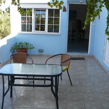 Lägenhet Stefanos Garden Arménoi